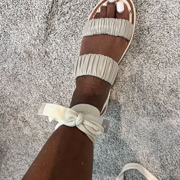 Women’s Goddess Sandals - Picture 3 of 7